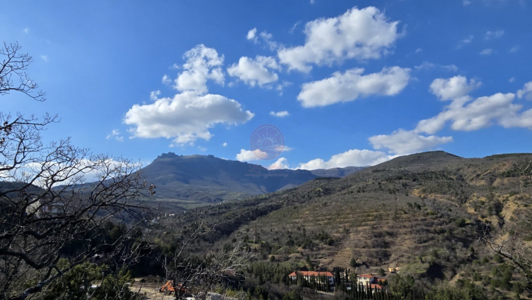 купить земельный участок 31 сотка в Алуште